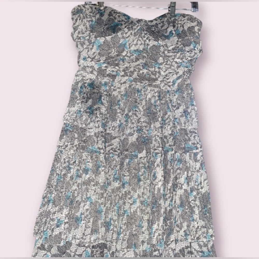 Y2K Miss Me strapless ruffled tiered tired lace pattern floral dress